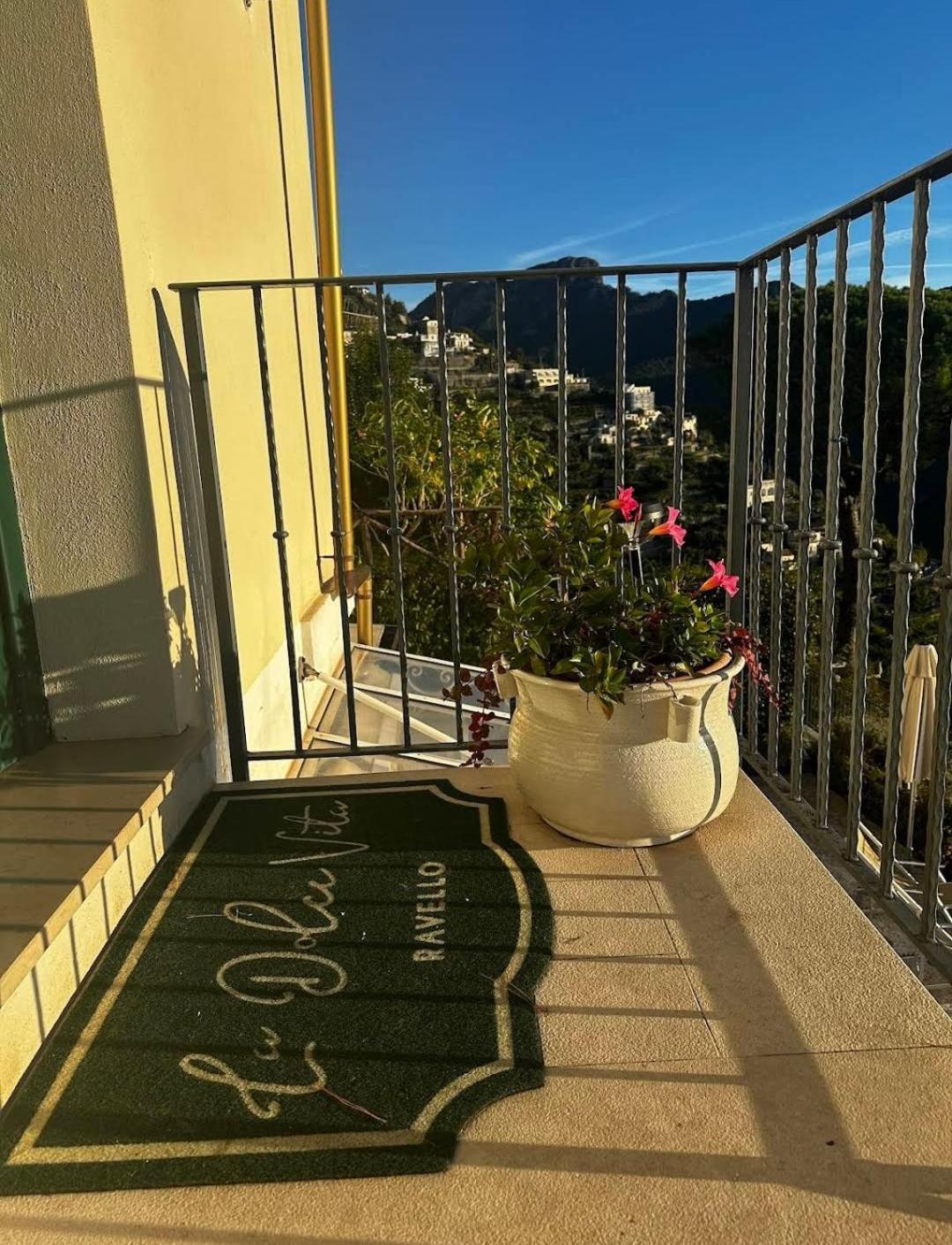 La Dolce Vita Ravello - Two Bedroom Apt With Sea View Terrace Exteriör bild
